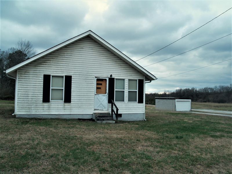 102 Milligan, Maryville, TN 37803