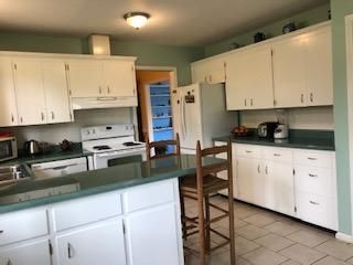 102 Miramar Cir, Oak Ridge, TN 37830
