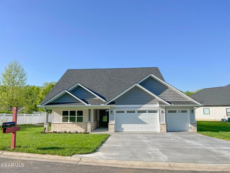 102 Pocola Way, Loudon, TN 37774