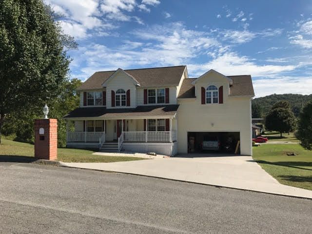 102 Settlers Dr, Clinton, TN 37716