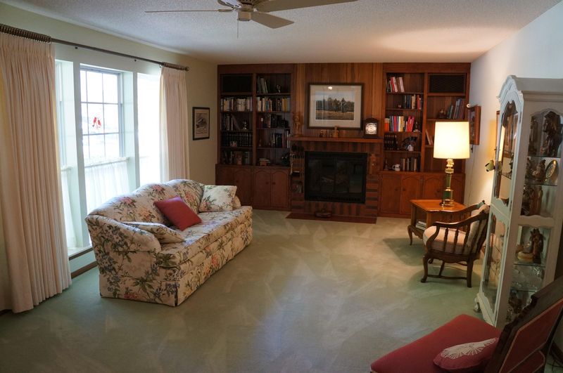 102 Sugarbush Cir, Fairfield Glade, TN 38558