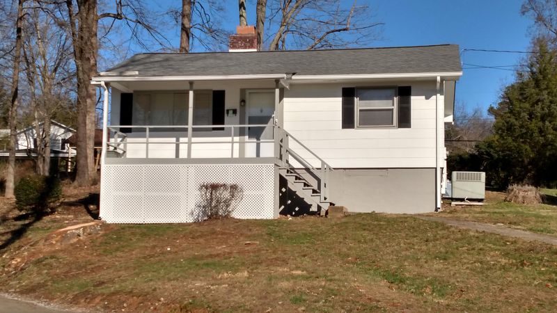 102 Utah Ave, Oak Ridge, TN 37830