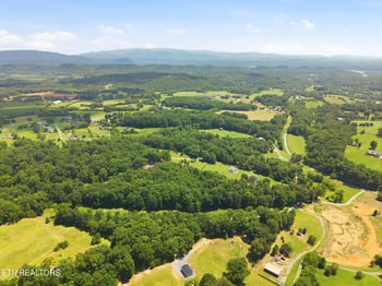 102 Vaden Rd, Maryville, TN 37801