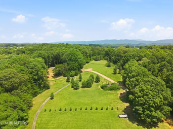 102 Vaden Rd, Maryville, TN 37801