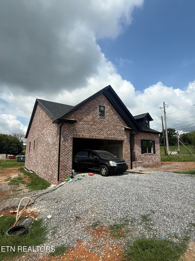 102 Van Gilder Way, Seymour, TN 37865