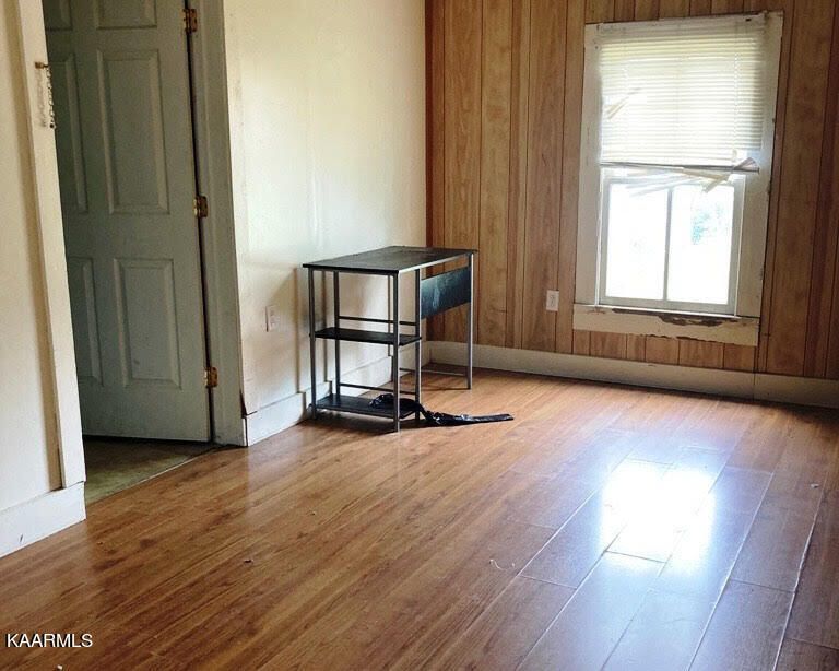 102 Williams St, Sweetwater, TN 37874