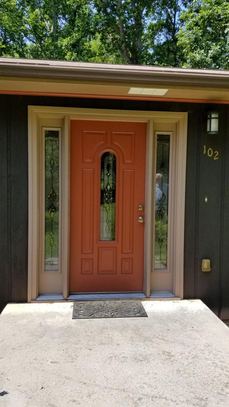 102 Windgate Rd, Oak Ridge, TN 37830