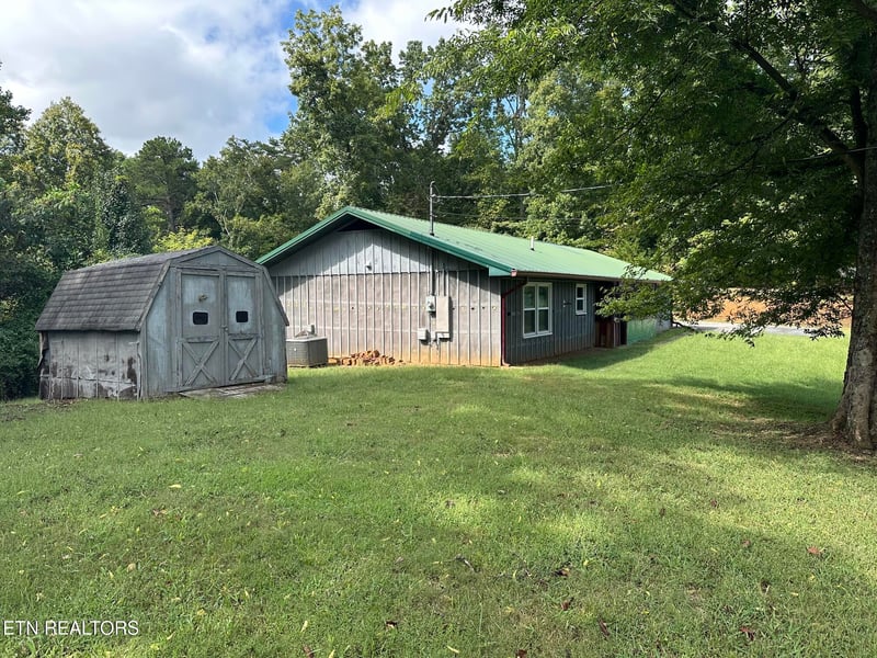 1020 Tramel Rd, Sevierville, TN 37862