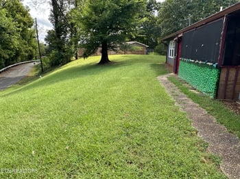 1020 Tramel Rd, Sevierville, TN 37862