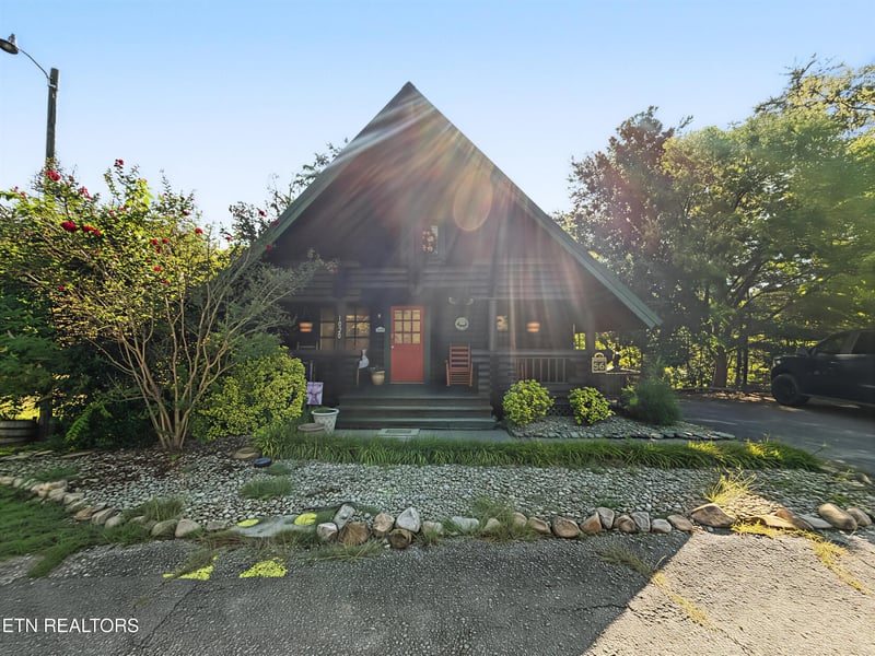 1020 Walini Way, Sevierville, TN 37876