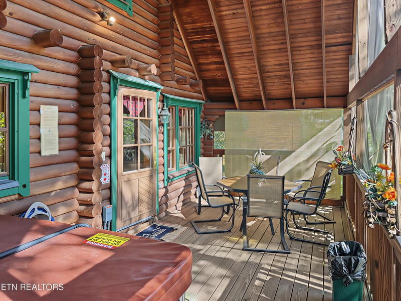 1020 Walini Way, Sevierville, TN 37876