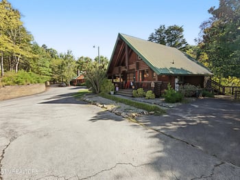 1020 Walini Way, Sevierville, TN 37876