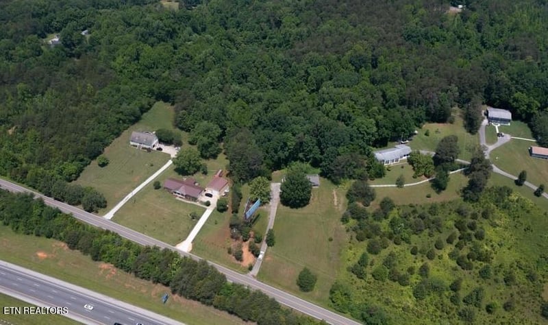 1020 Wooddale Church Rd, Knoxville, TN 37924