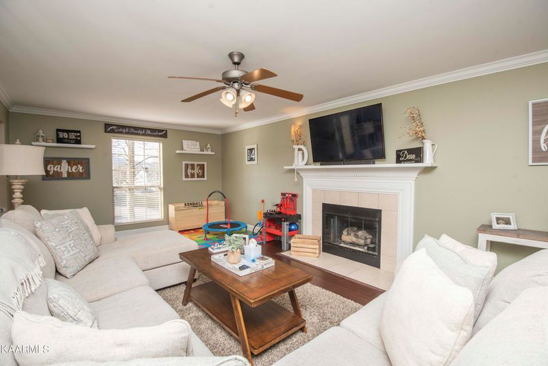 10210 Highgate Cir, Knoxville, TN 37931