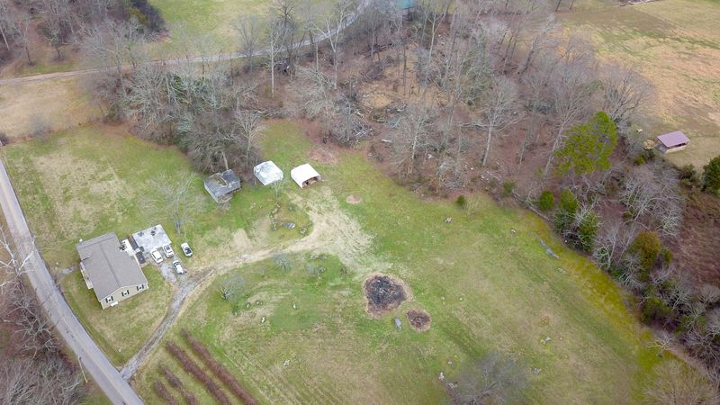 1022 Glover Rd, Rockford, TN 37853