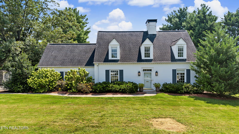 1022 Sterling Ave, Maryville, TN 37803