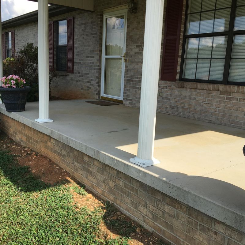 1023 Bradley Ct, Kodak, TN 37764