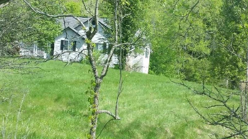 1023 Hinds Creek Rd, Maynardville, TN 37807