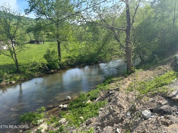 1023 Stinking Creek Rd, Lafollette, TN 37766