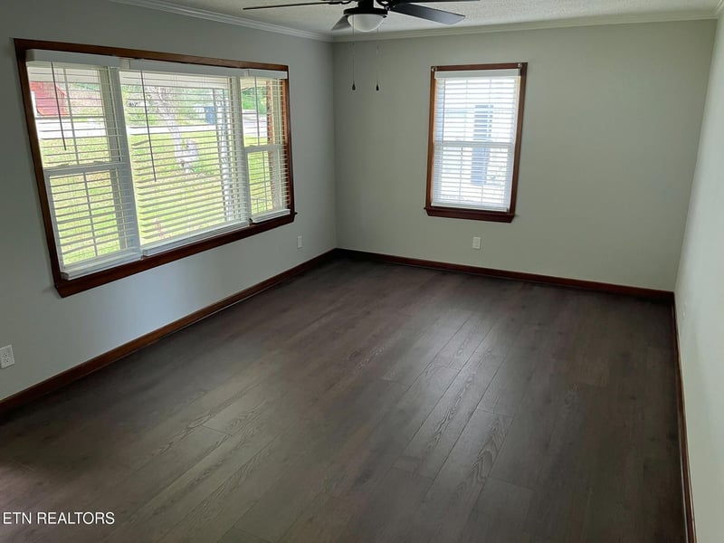 1024 Farragut Ave, Knoxville, TN 37917