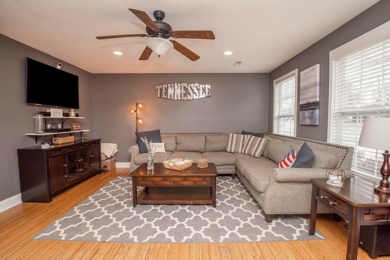 1024 Morrell Rd, Knoxville, TN 37919