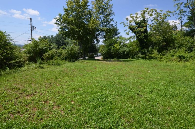 1024 Ridgecrest St, Morristown, TN 37814