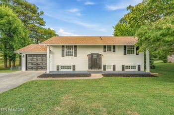 1024 Sky Blue Dr, Knoxville, TN 37923