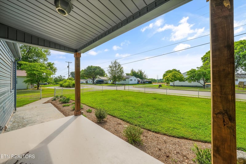 1025 Cherry St, Alcoa, TN 37701