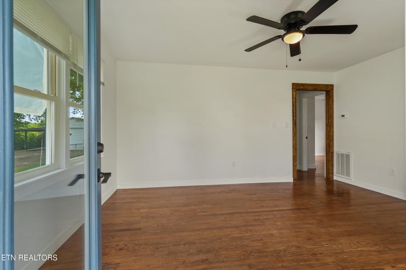 1025 Cherry St, Alcoa, TN 37701
