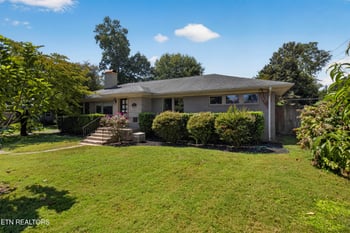 1025 Kenesaw Ave, Knoxville, TN 37919