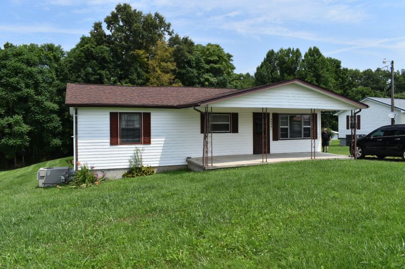 1026 Mountain View Rd, Robbins, TN 37852