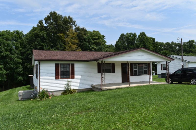1026 Mountain View Rd, Robbins, TN 37852