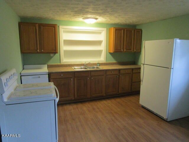10261 Arnold Ln, Mascot, TN 37806