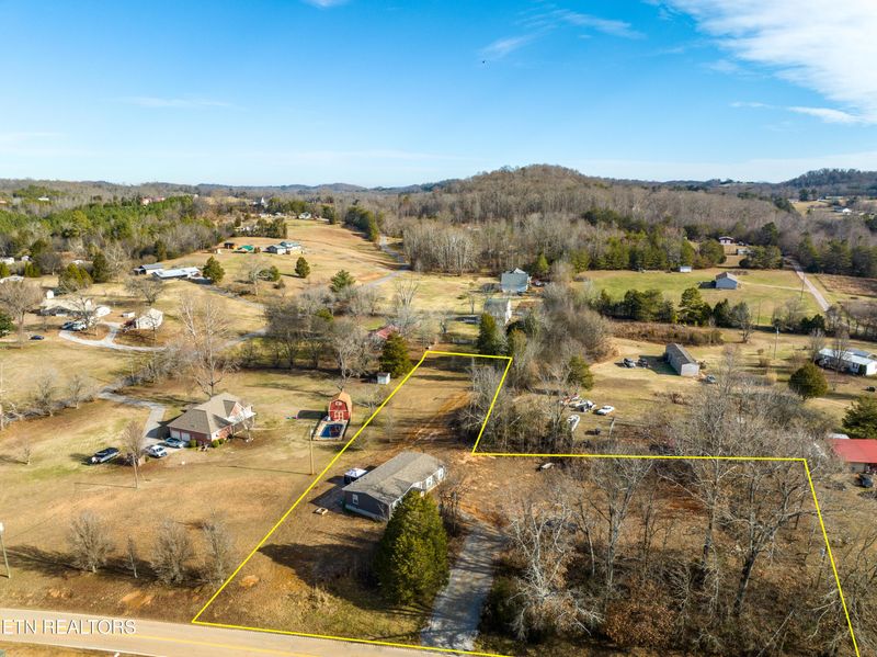10266 W Meadow Rd, Greenback, TN 37742