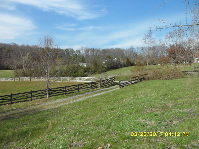 1027 Keener Rd, Seymour, TN 37865