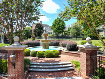 1027 Prince George Parish Dr, Knoxville, TN 37934