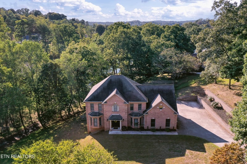 1028 Chula Vista Dr, Friendsville, TN 37737