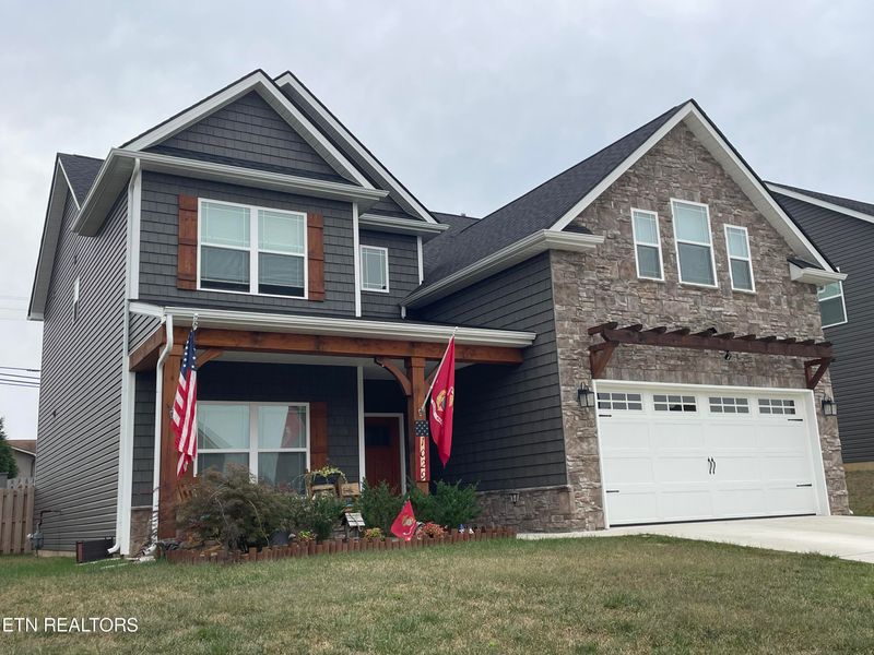 1029 Aspen Glen Dr, Alcoa, TN 37701