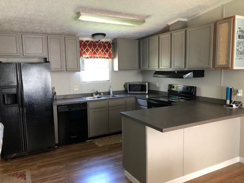 1029 Old Spears Rd, Lenoir City, TN 37772