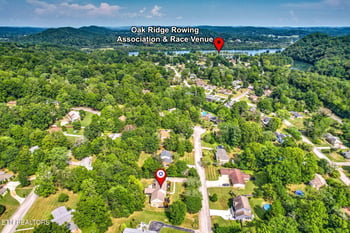 103 Baker Ln, Oak Ridge, TN 37830