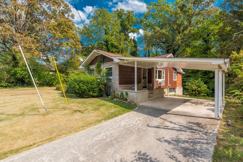103 Chatham Ln, Oak Ridge, TN 37830