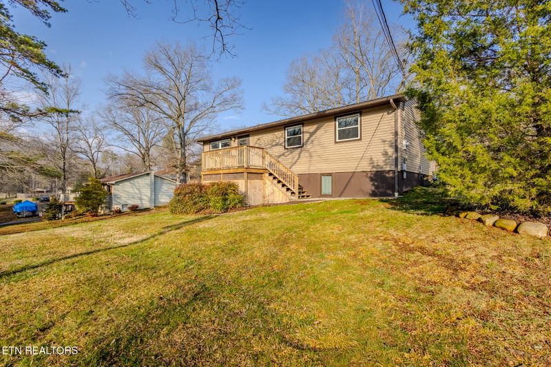 103 Cofer Cir, Harriman, TN 37748