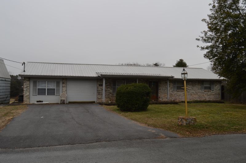 103 Colonial Cir, Seymour, TN 37865