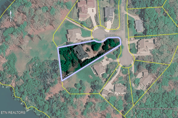 103 Colonial Ct, Maryville, TN 37801