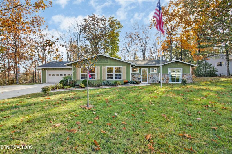 103 Eagle Ln, Crossville, TN 38558