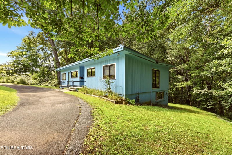 103 Endicott Ln, Oak Ridge, TN 37830