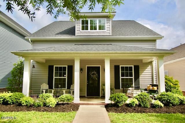103 Fortenberry St, Oak Ridge, TN 37830