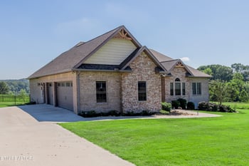 103 Harbor View Ln, Harriman, TN 37748
