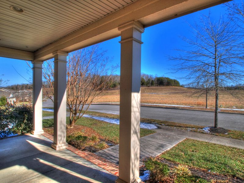 103 Hatleyberry St, Oak Ridge, TN 37830