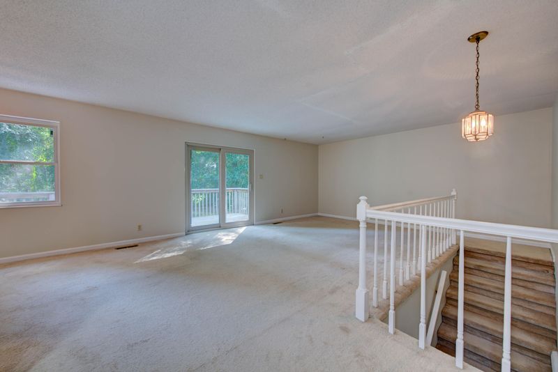 103 Haven Hill Ln, Oak Ridge, TN 37830